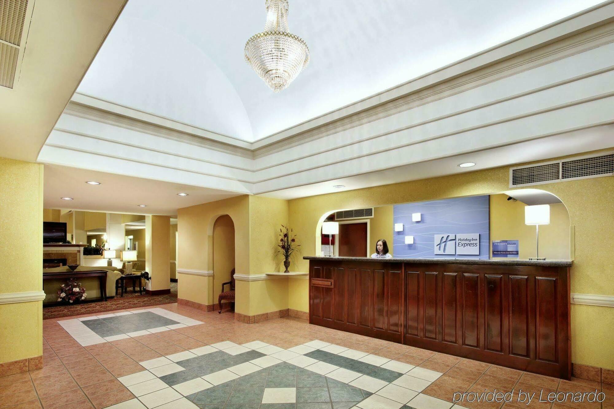 Hotel Comfort & Hwy 78 West